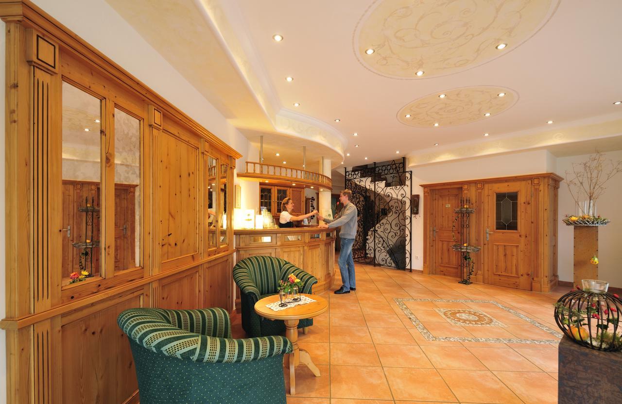 Landhotel Gruener Baum Westendorf  المظهر الخارجي الصورة